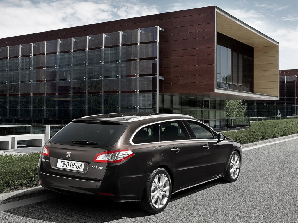 Новый Пежо 508