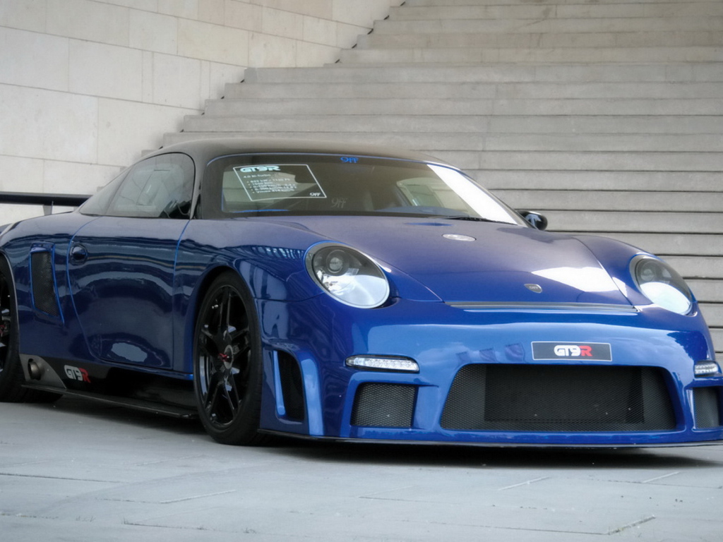 Мощный Порше ДжиТи 9 Р