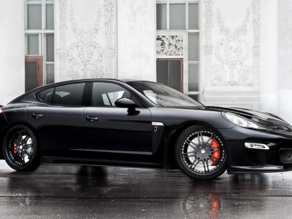 Спортивная Порше Панамера