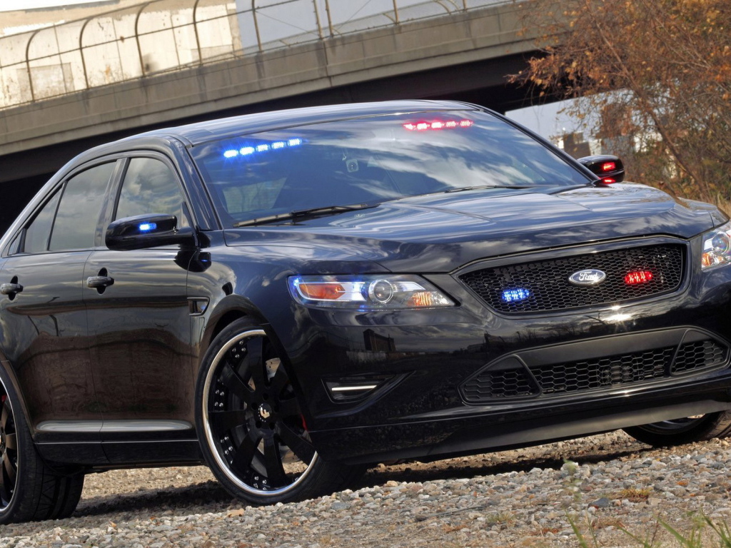 Концепт полицейского перехватчика от Форд