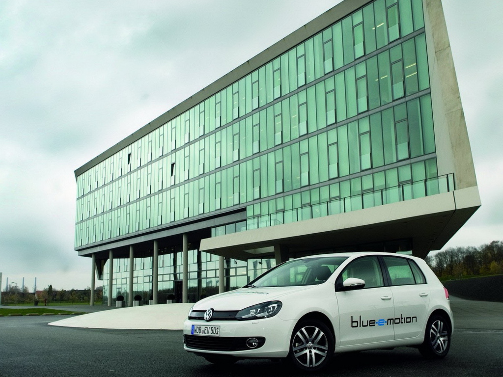 Волксваген Гольф концепт