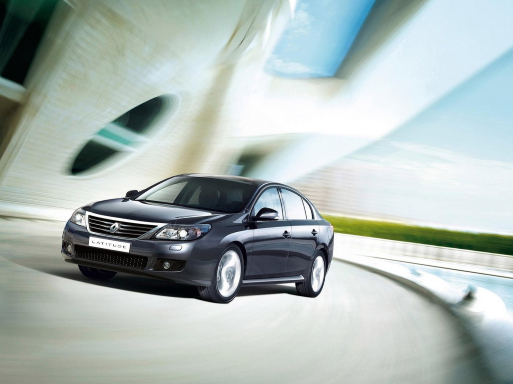 Renault-Latitude 2011
