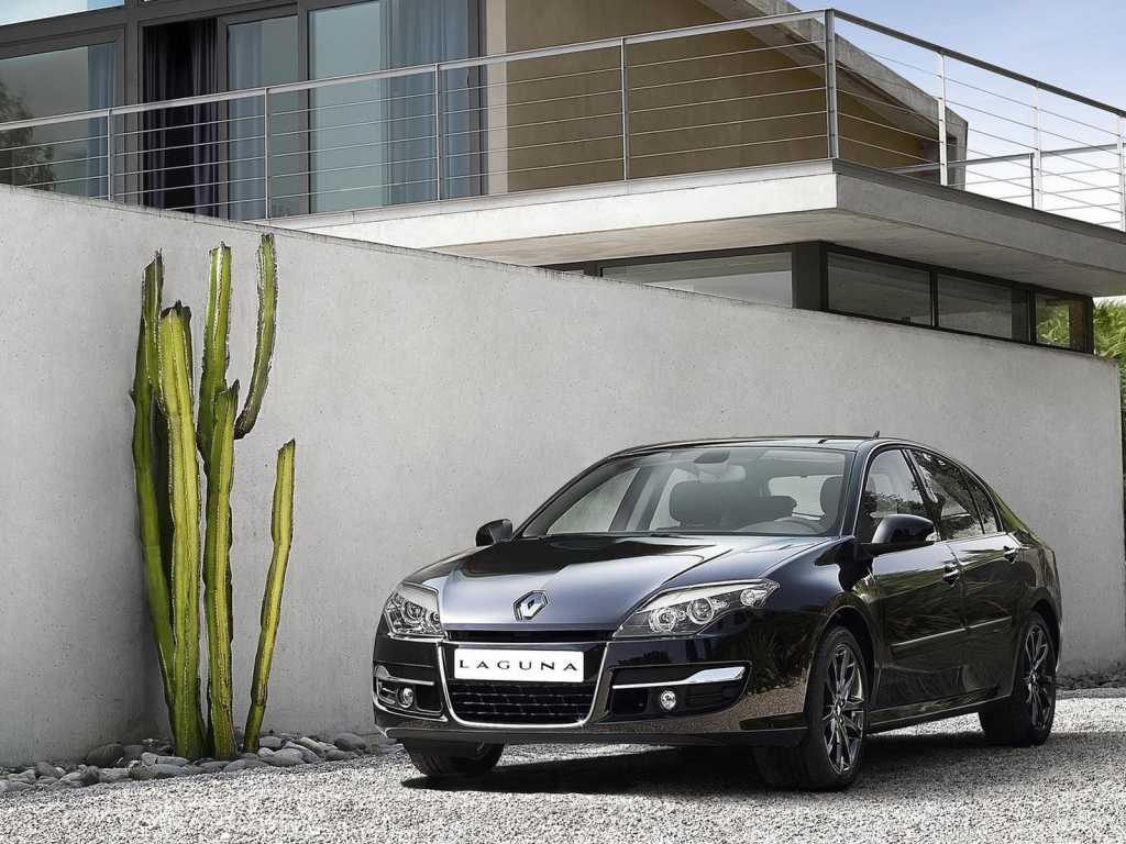 Рено Лагуна 2011