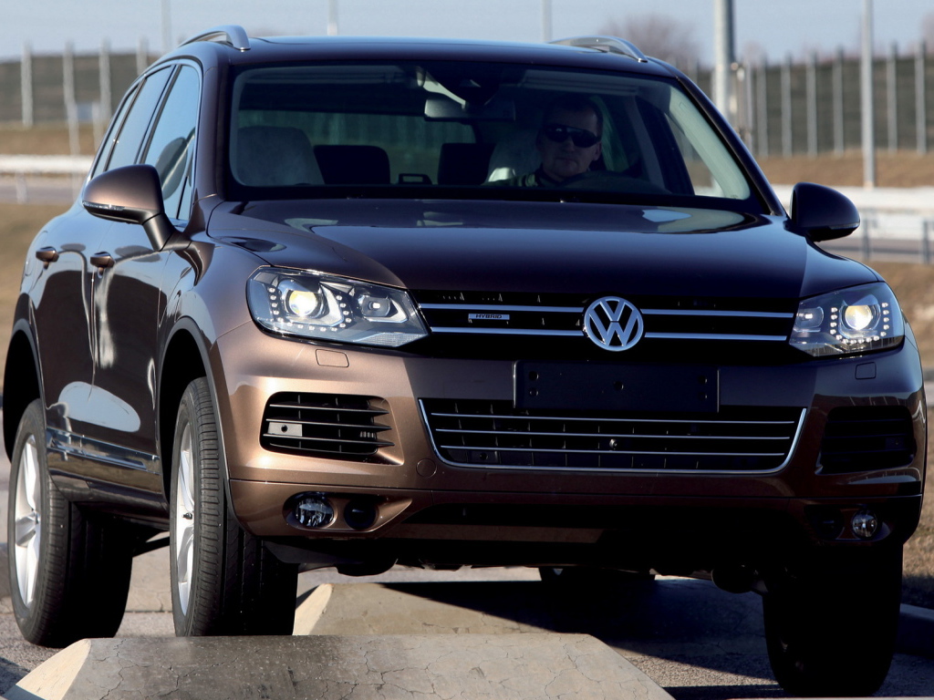 Волксваген Туарег Гибрид