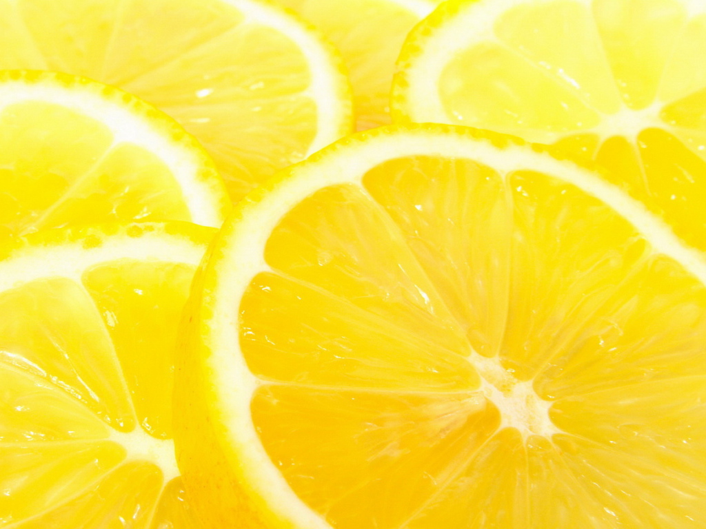 Нарезанный лимон