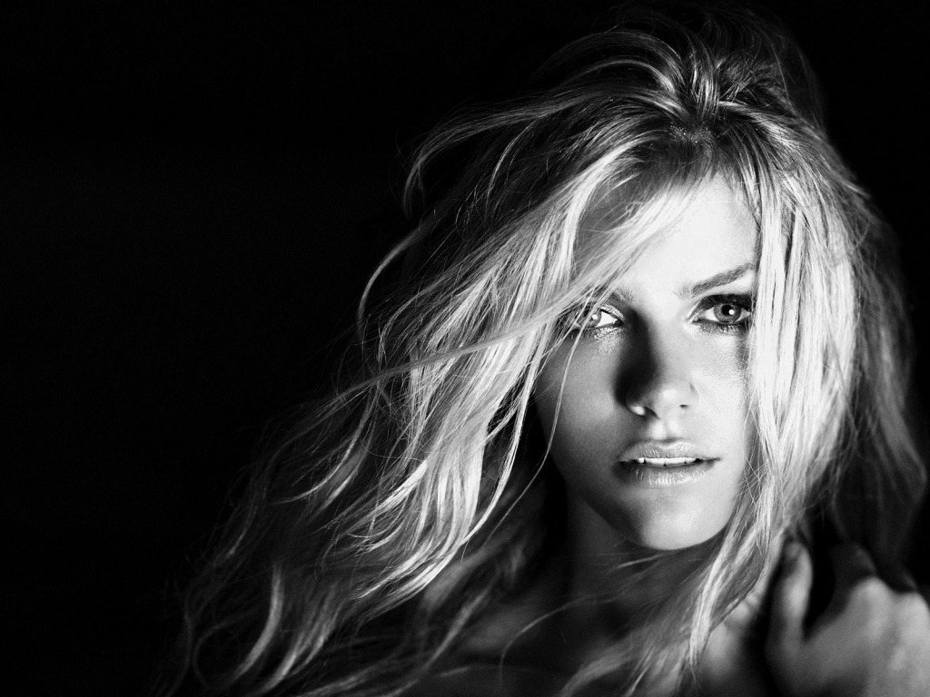 модель Бруклин Деккер