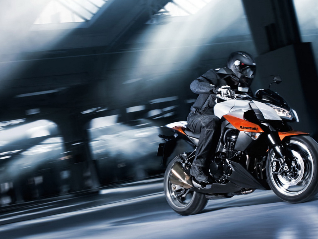 Кавасаки Z 1000