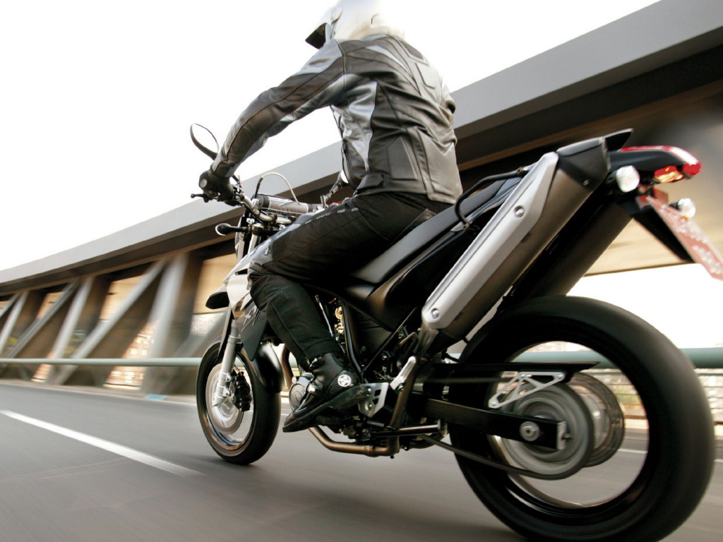 мотоцикл Ямаха XT660X 2004