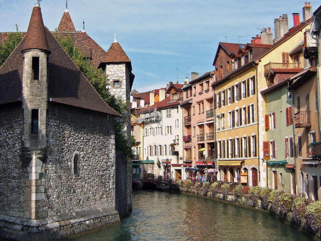 Река в городе Франция