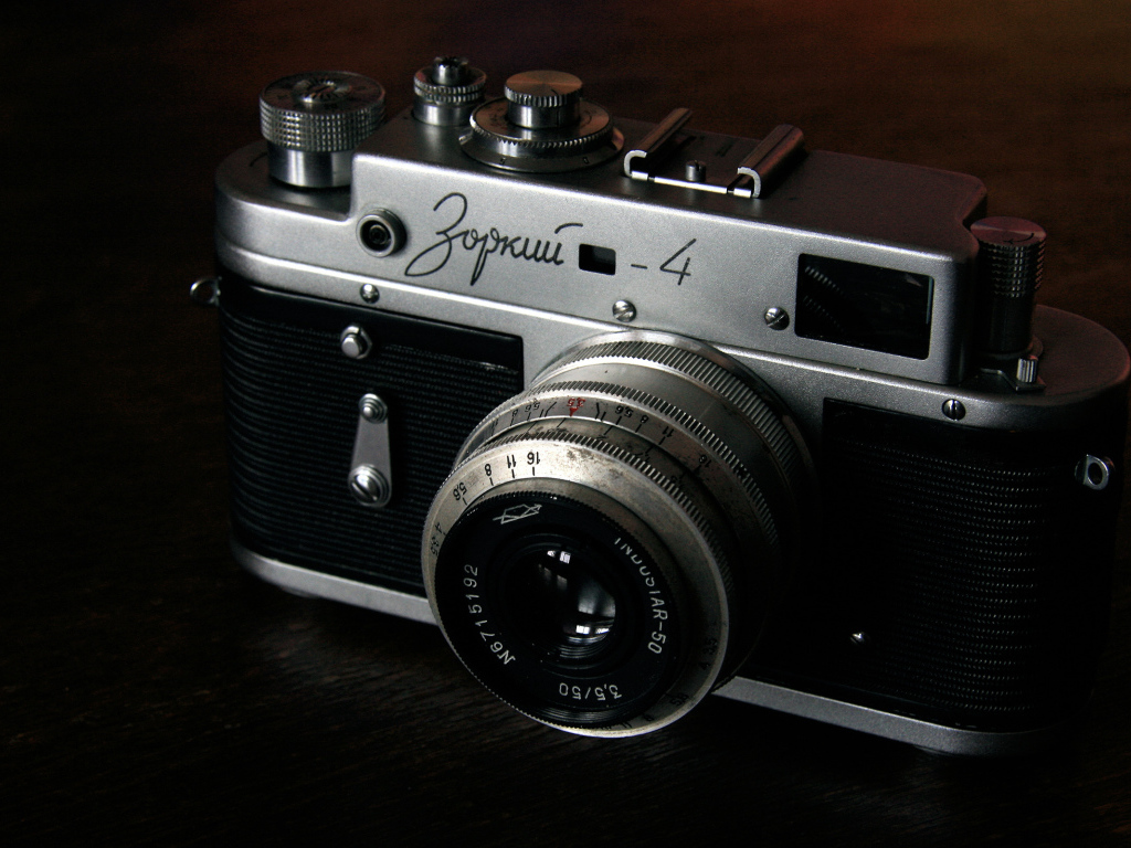 Старый фотоаппарат