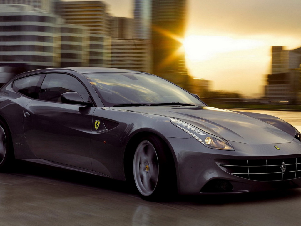 новый Ferrari-FF