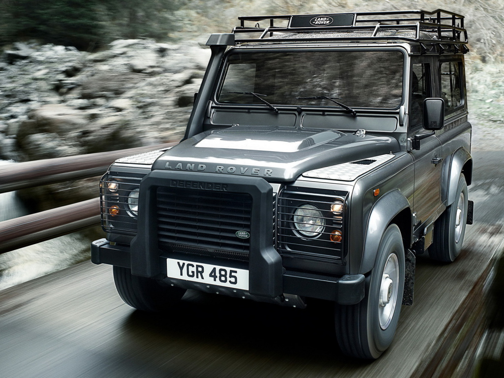 Land Rover Defender 90