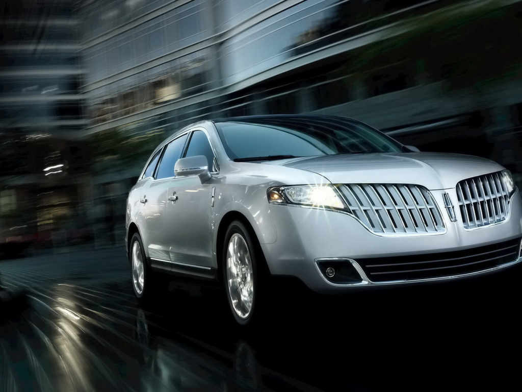 2011-Lincoln-MKT