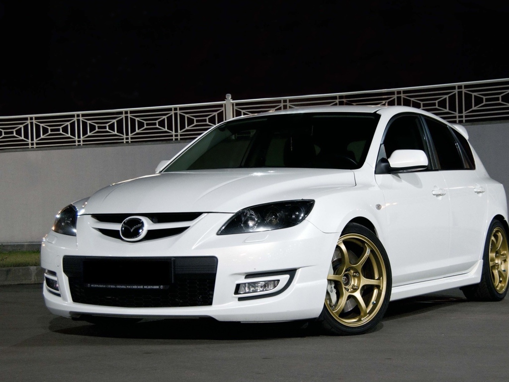 Mazda 3 MPS, белая