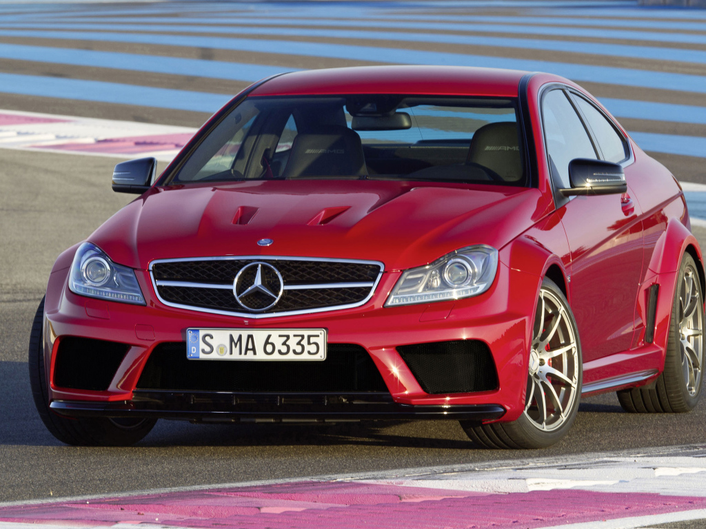 Mercedes-Benz-C-63 Black series