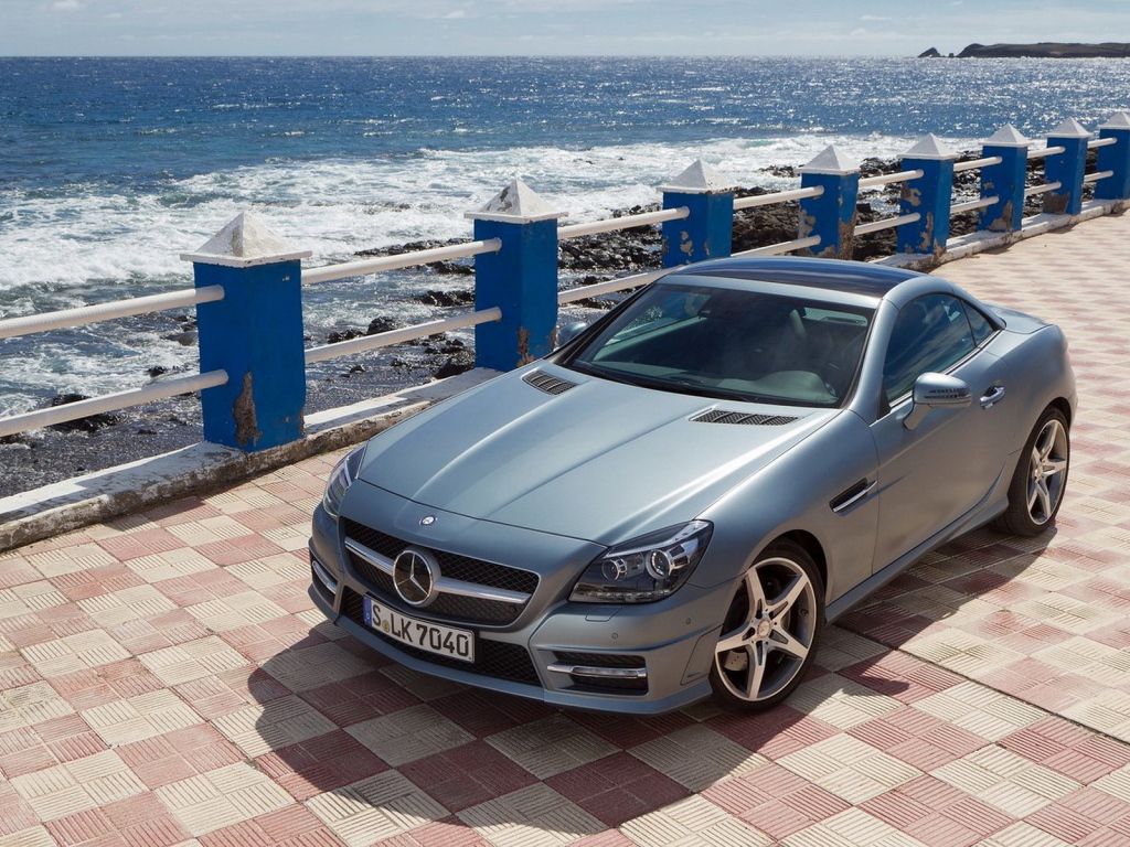 Mercedes-Benz-SLK350