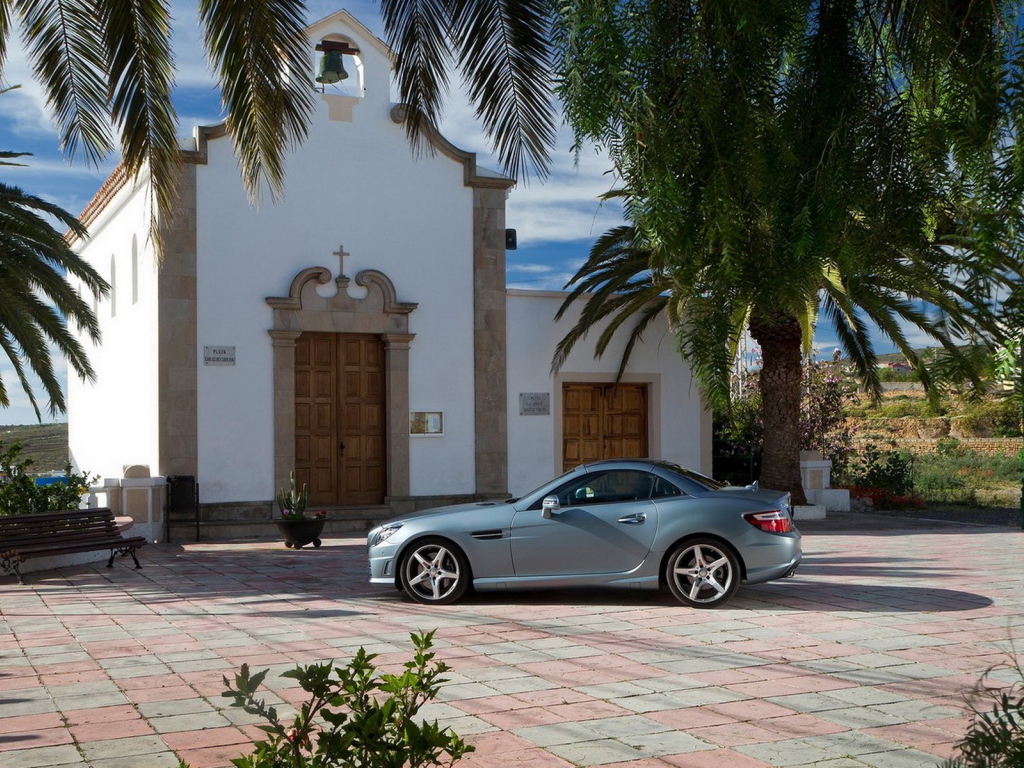 Mercedes-Benz-SLK350 2012
