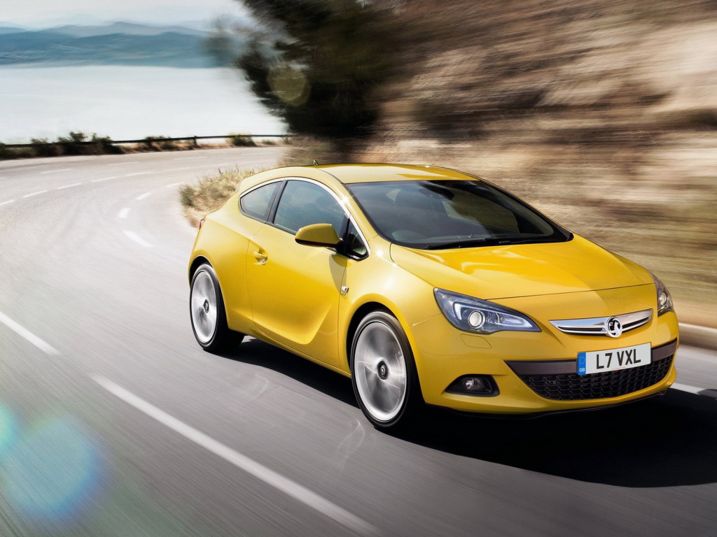Vauxhall-Astra GTC
