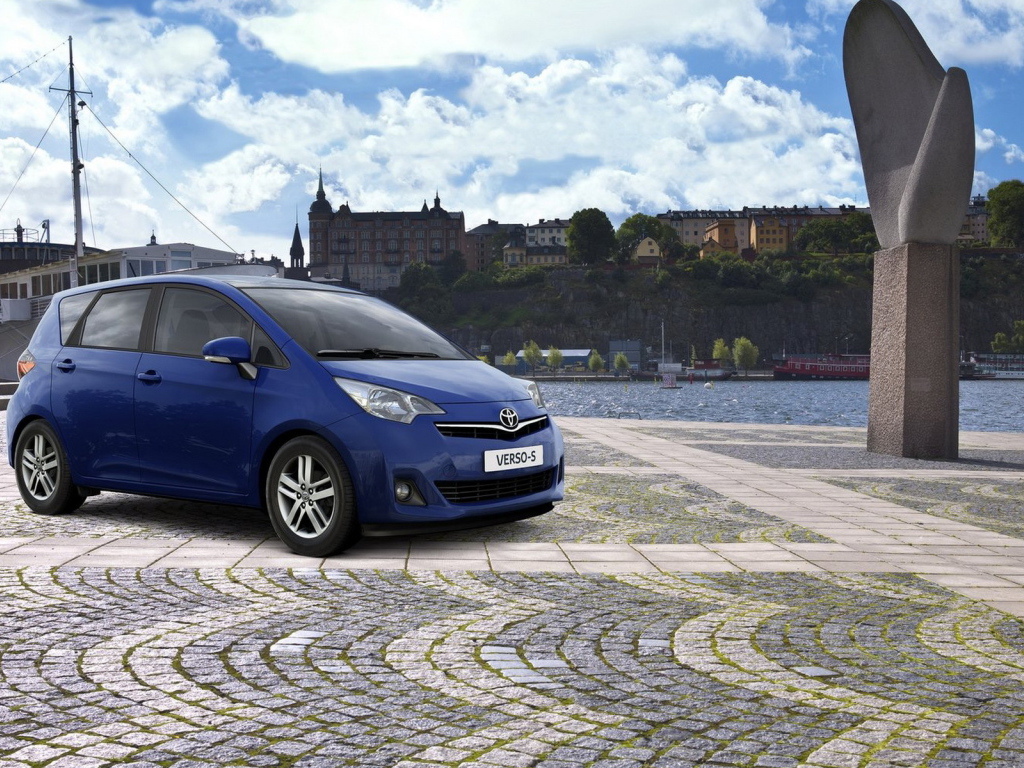 Toyota-Verso-S