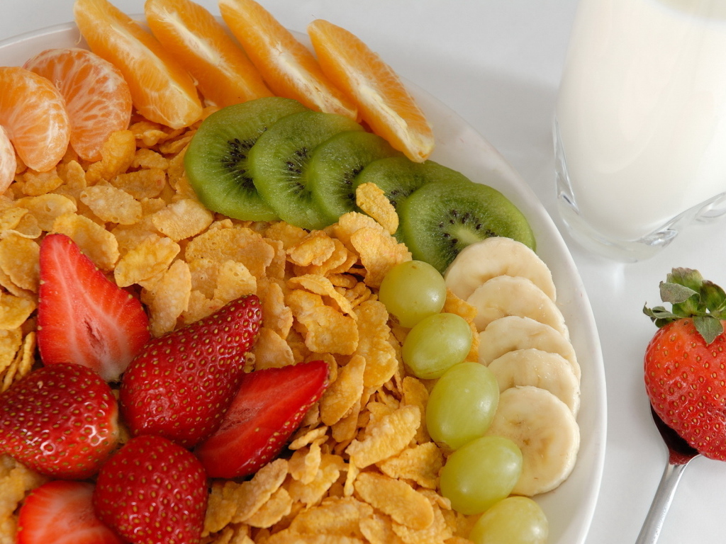 Хлопья с фруктами