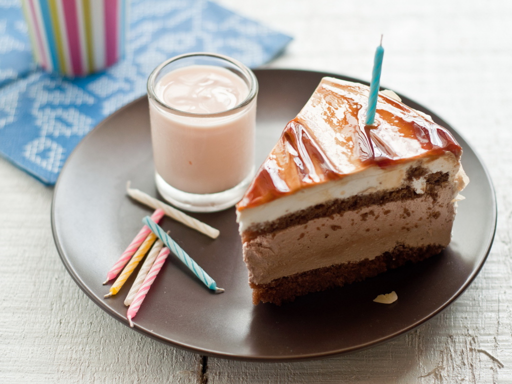 Кусочек праздничного торта