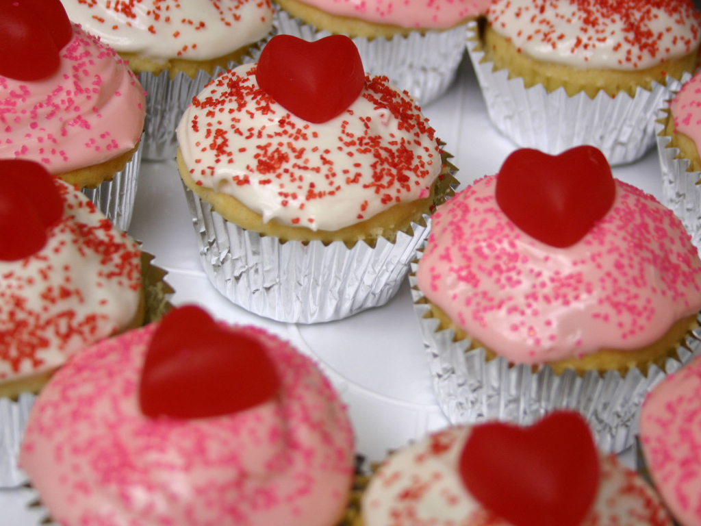 Пирожное с сердечками