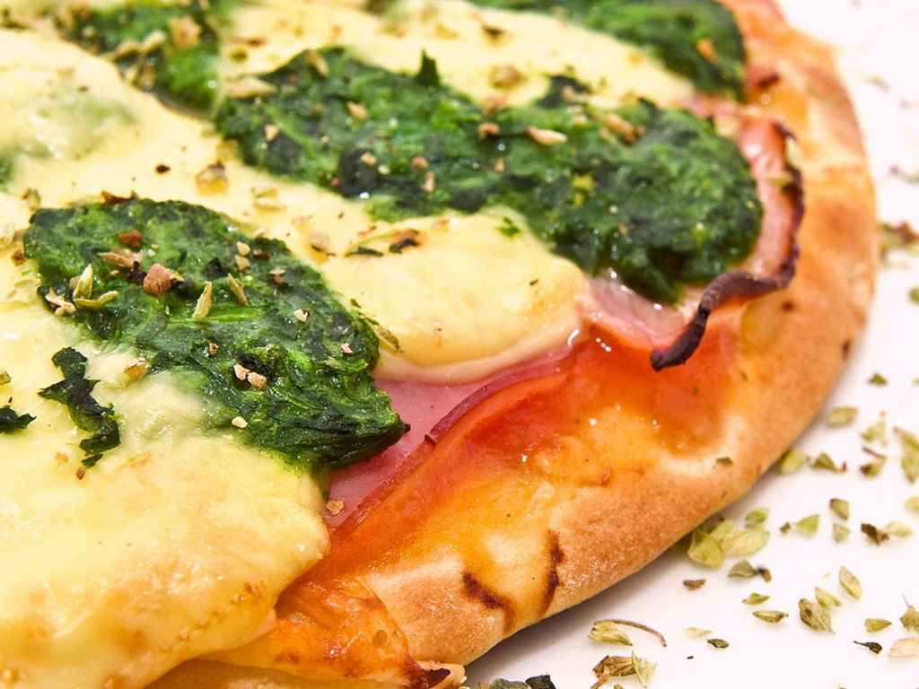 Пицца с зеленью