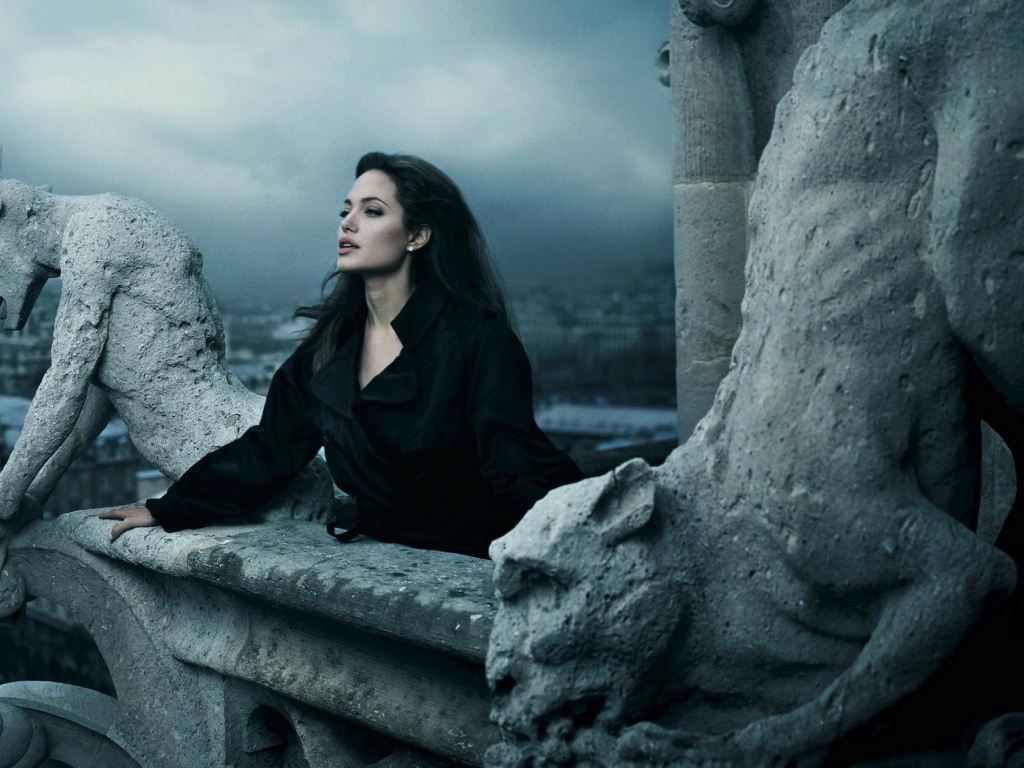 Анджелина Джоли (Angelina Jolie)