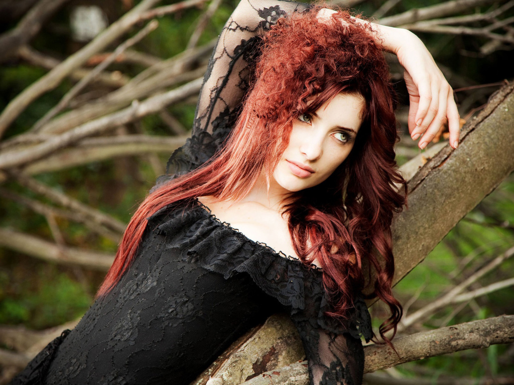 Рыжеволосая Сьюзан Кофи