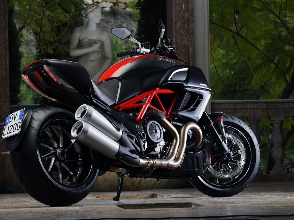 Ducati Monster 1100