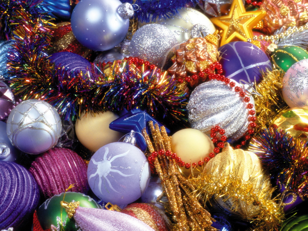 Новогодние игрушки