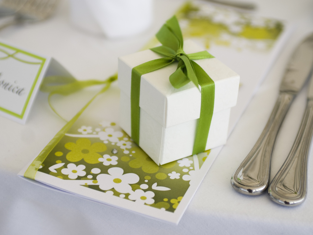 Весенний подарок