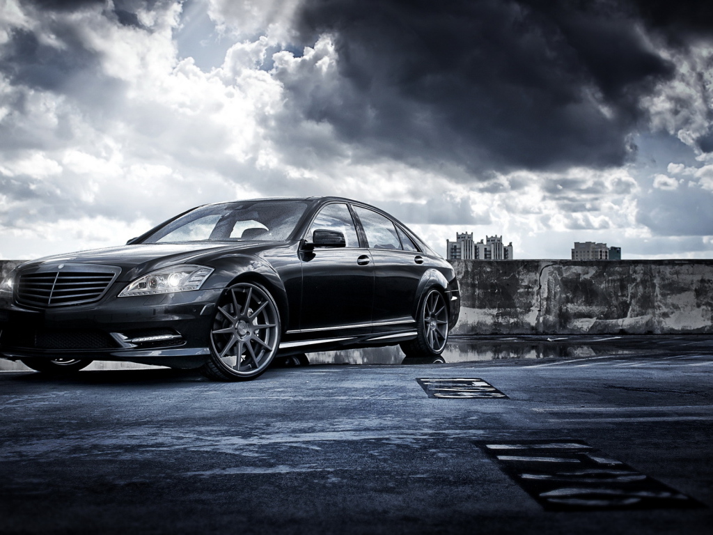 Mercedes S550