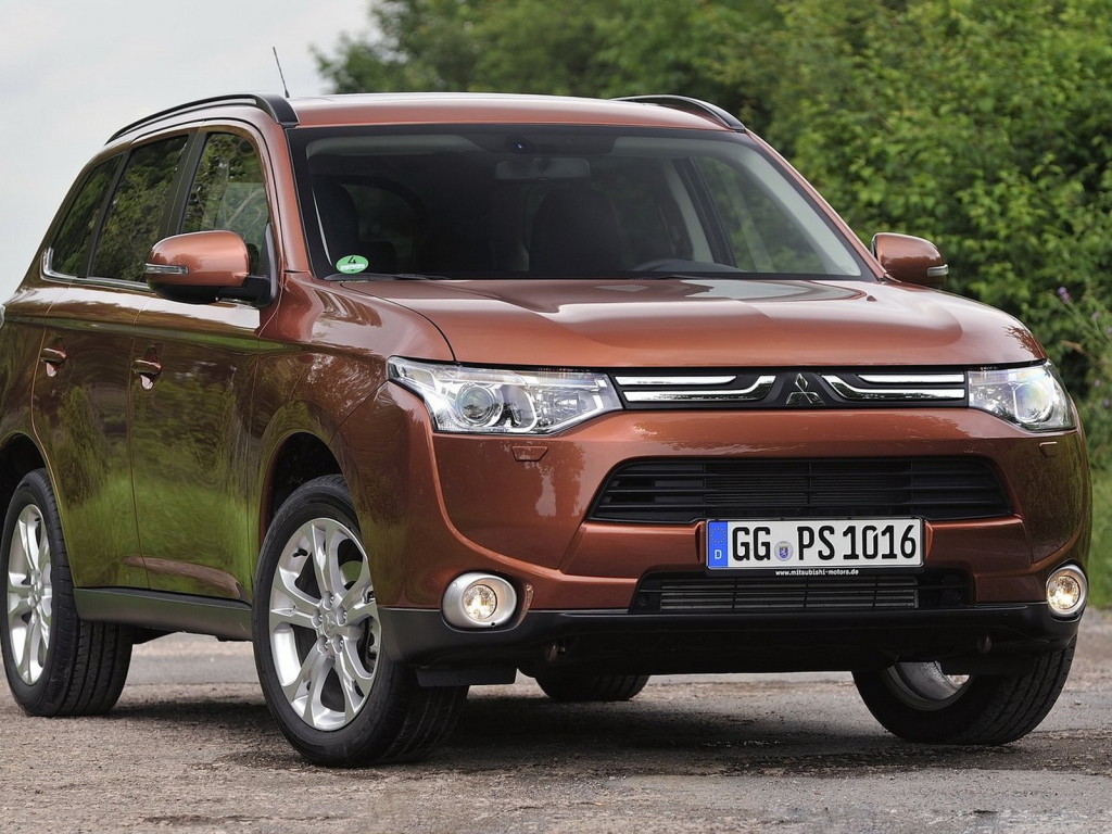 Mitsubishi-Outlander 2013