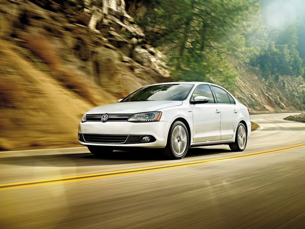Volkswagen-Jetta Hybrid