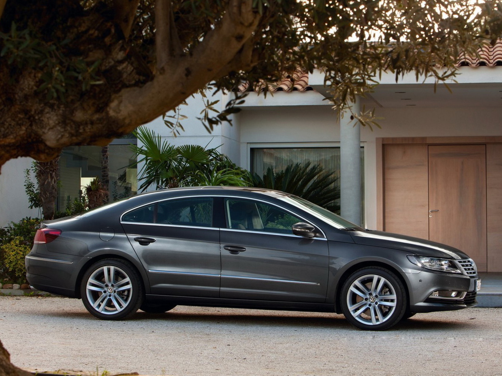Volkswagen-Passat CC