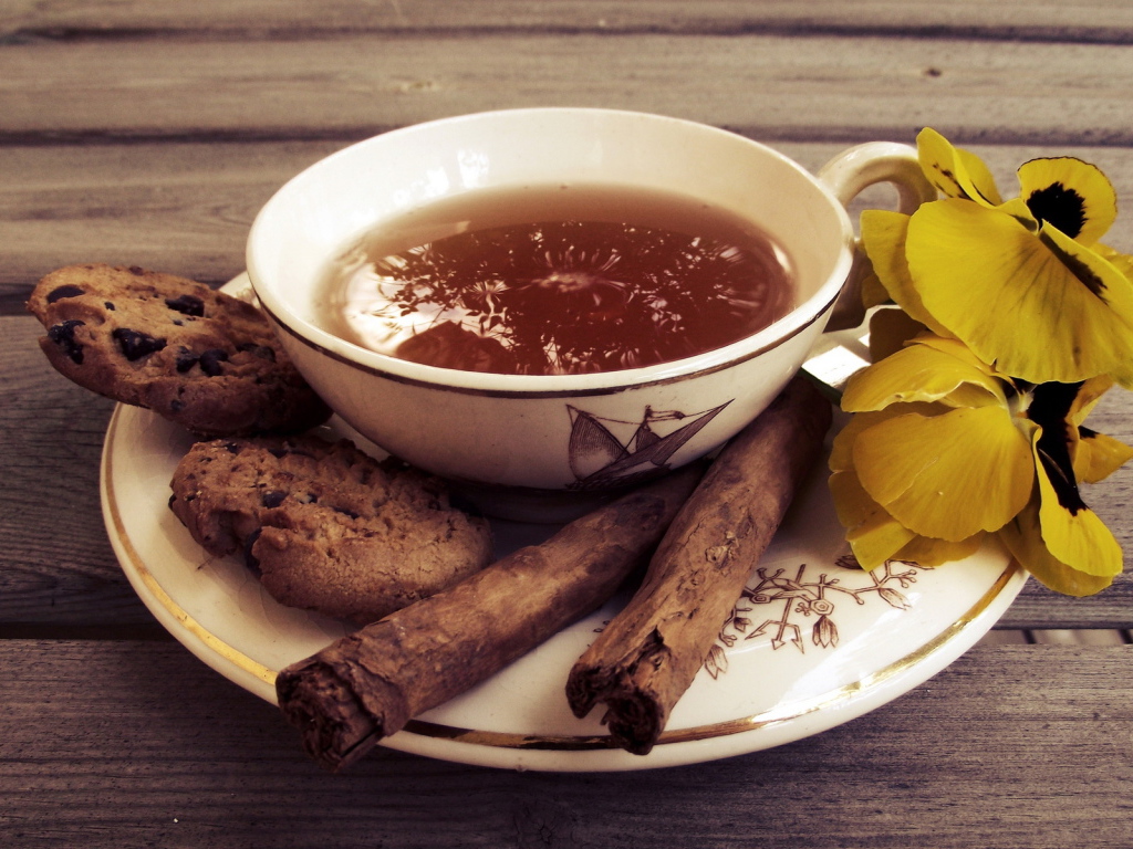 Чай с корицей