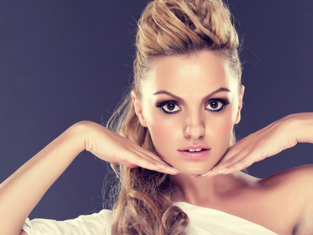 Александра Стан (Alexandra Stan)