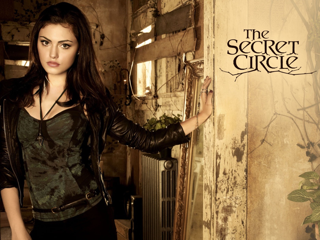 Фиби Тонкин (Phoebe Tonkin)