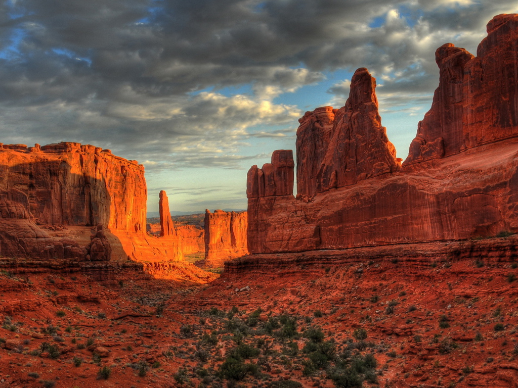 Скалы в пустыне