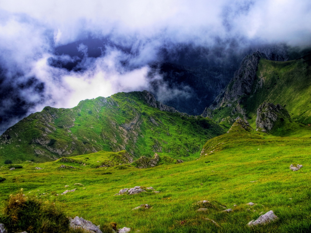 Высоко в горах