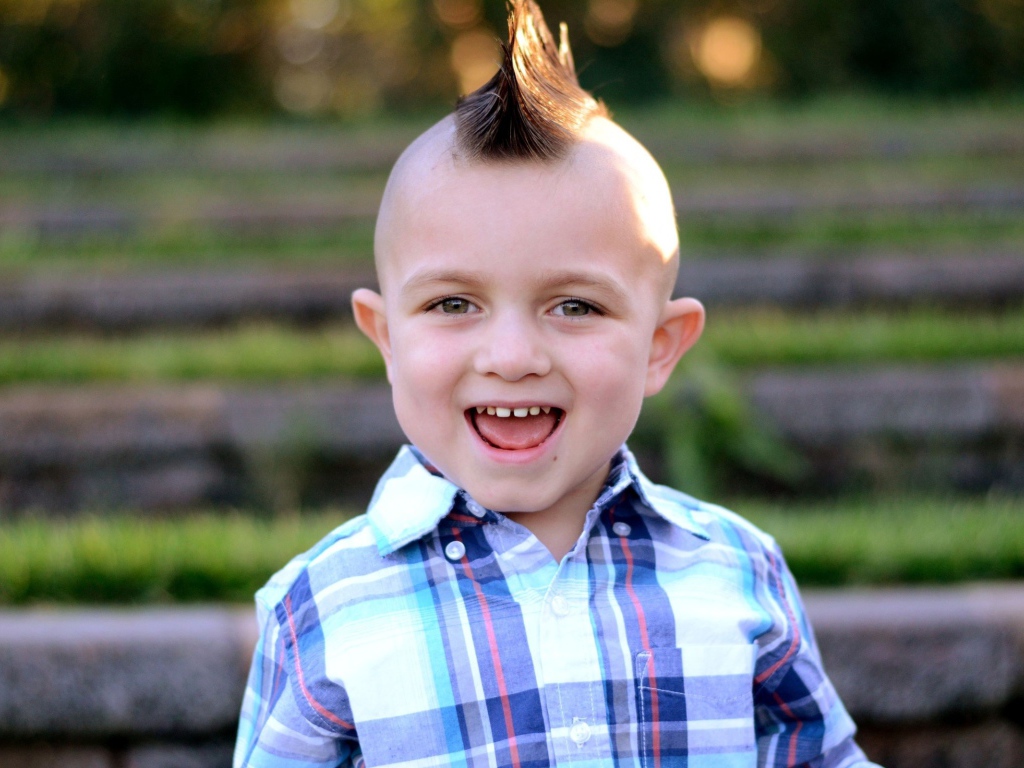 Мальчик с ирокезом