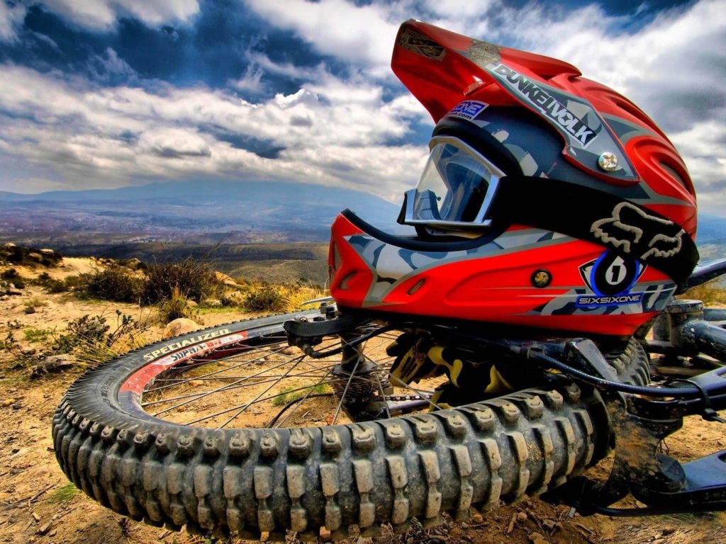 Мотокросс в пустыне