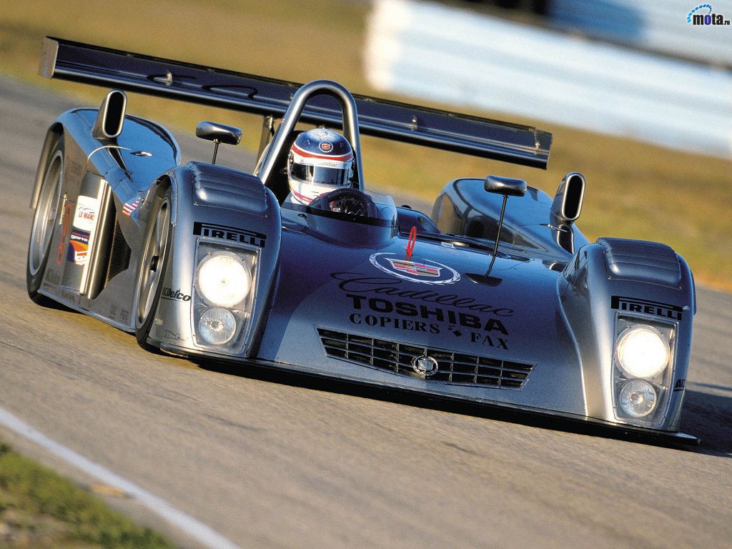 Спортивный автомобиль Cadillac