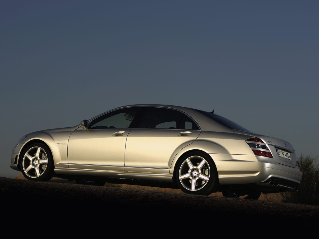 Mercedes-Benz S65 AMG на горе