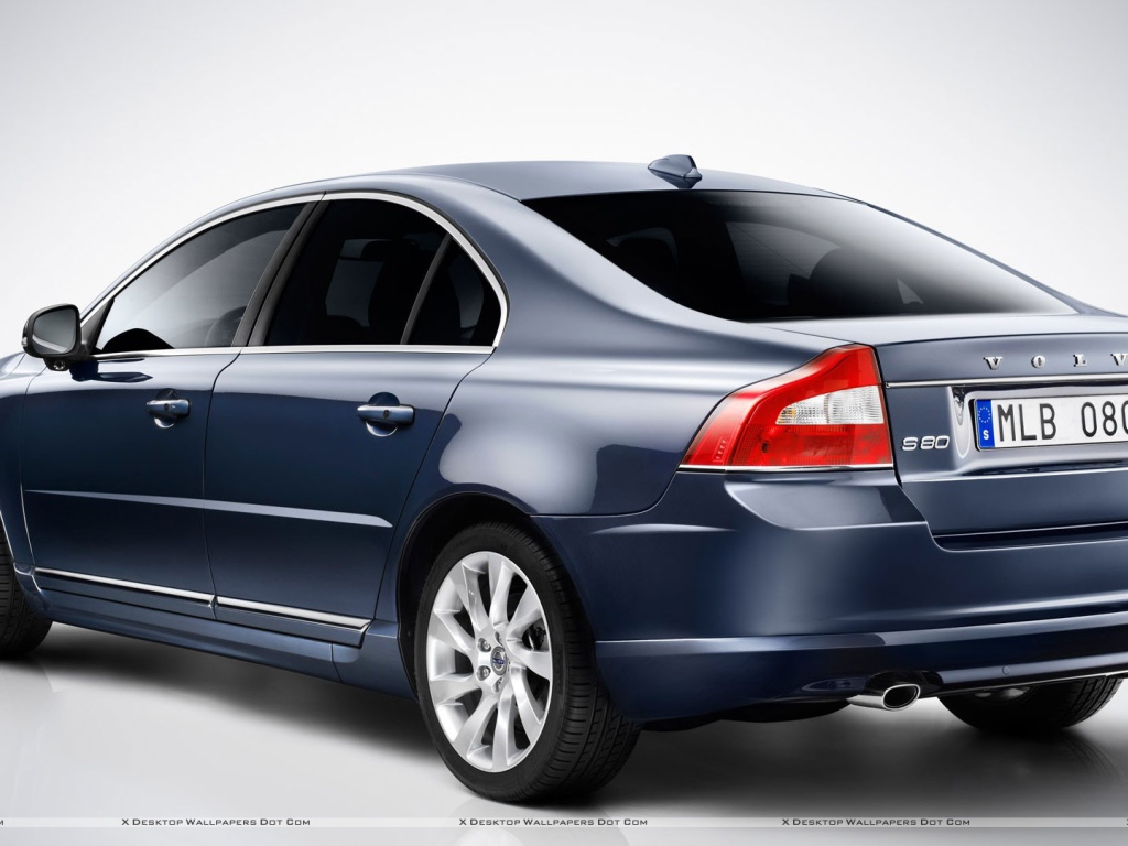 Потрясающий синий Volvo S80