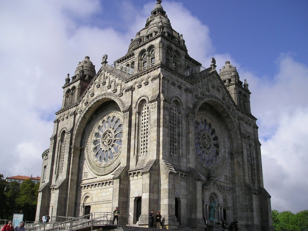 Старинный собор