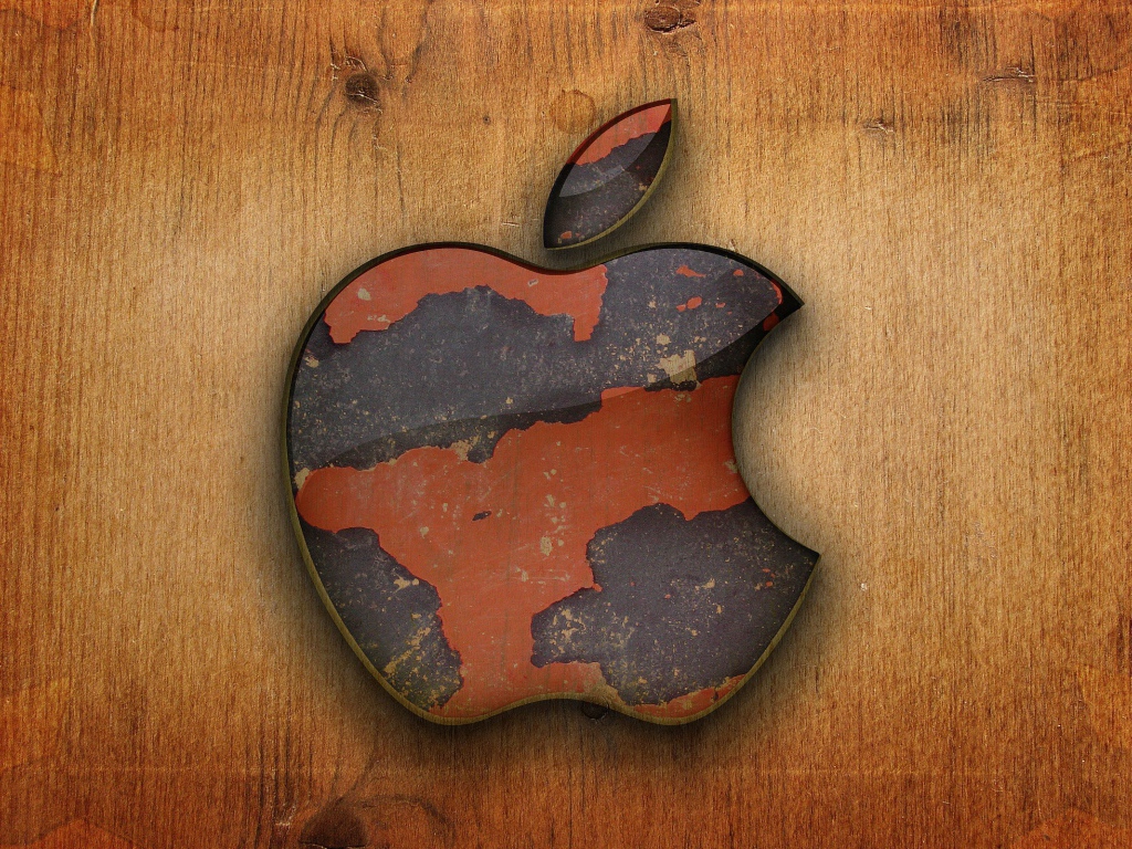 Apple на деревянном фоне