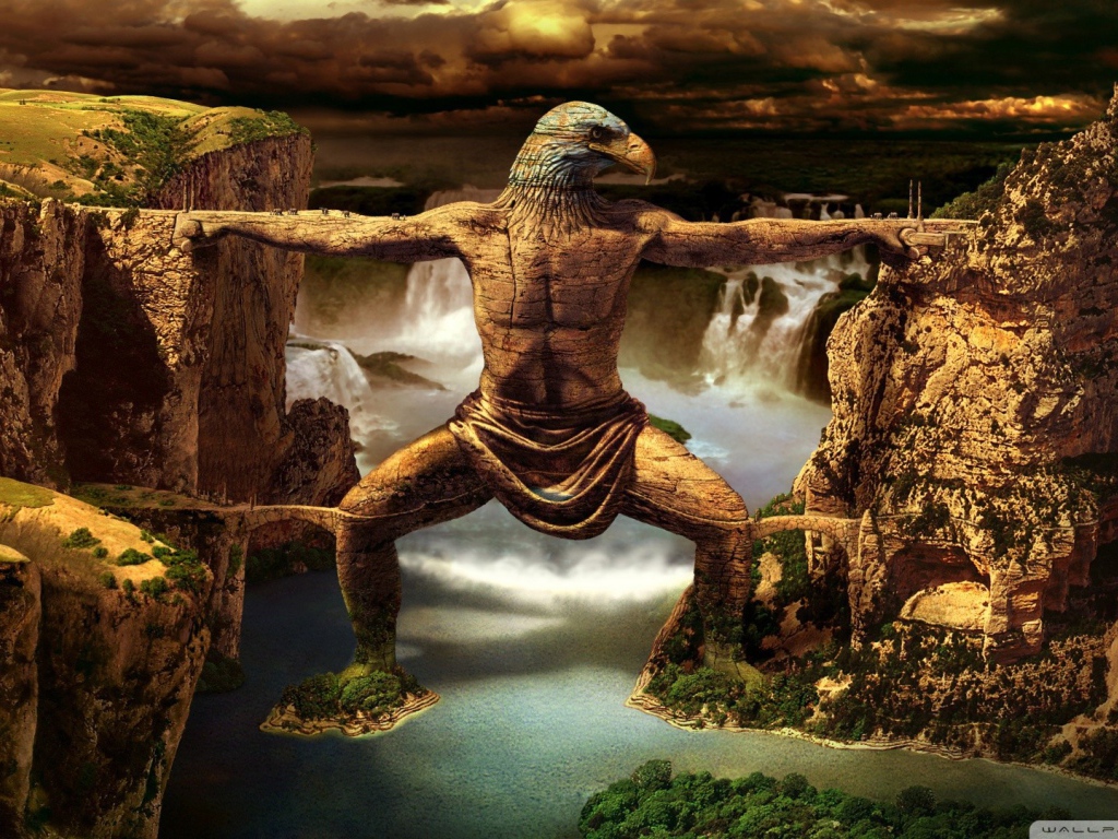 Мост в виде статуи