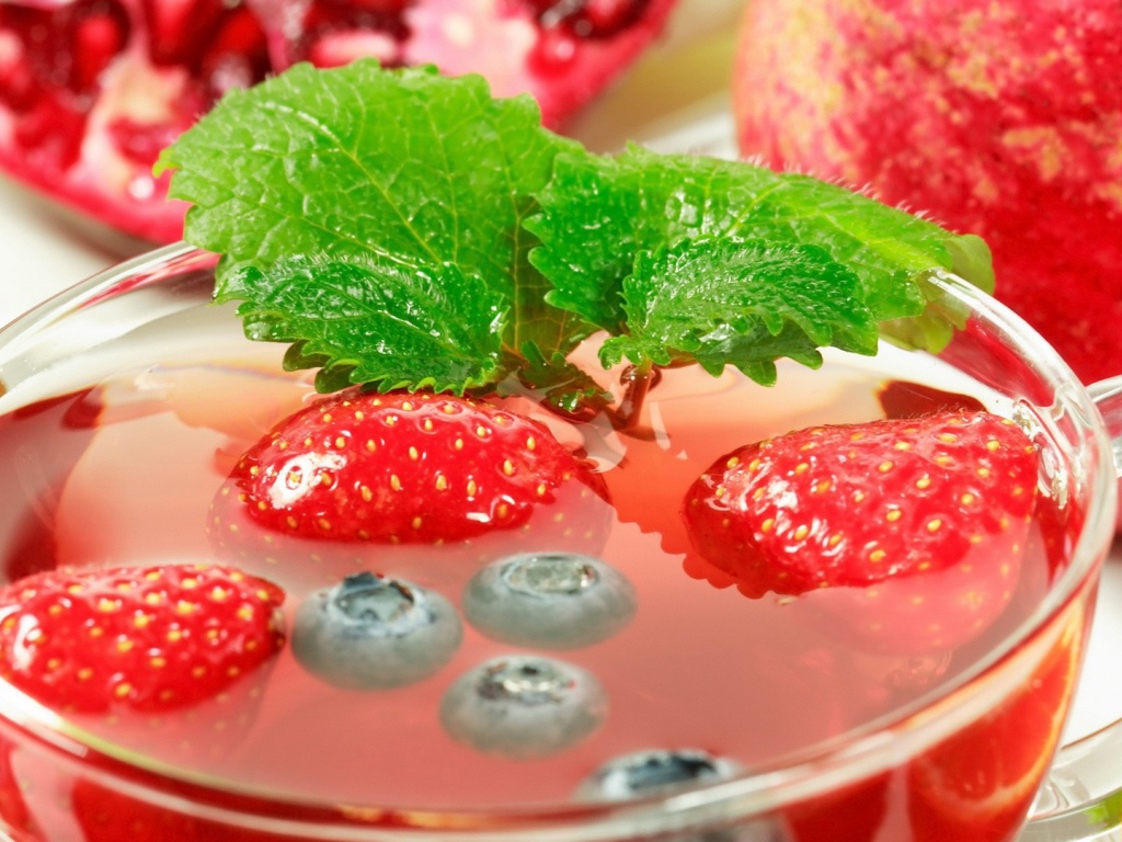 Ягодный десерт